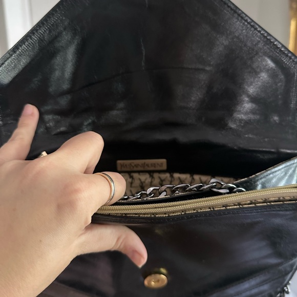 Pre Loved Yves Saint Laurent Chevron Envelope Clutch Leather Women Black Clutch - Picture 5 of 10